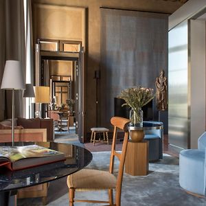 Cour Des Vosges - Evok Collection
